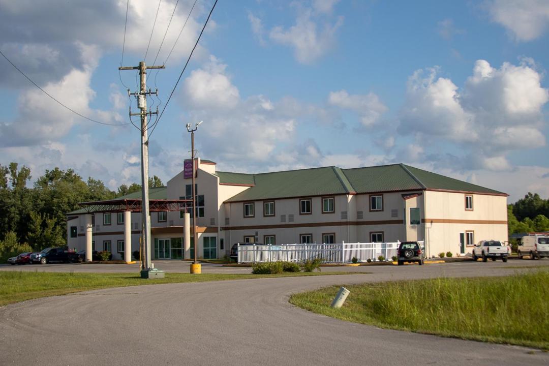 Morgantown Inn & Suites Ngoại thất bức ảnh